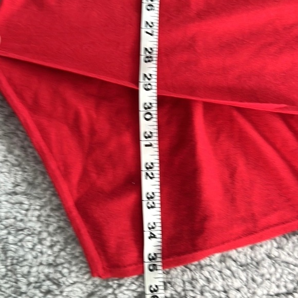 NWT Carmen Marc Valvo, Perfect Red, Soft Tunic w/Rhinestone Collar Embellishment - Picture 9 of 9